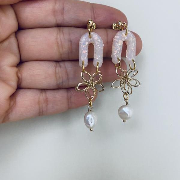Pearl and Gold Polymer Clay Earring